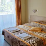 Kamelia A29 Apartamento *